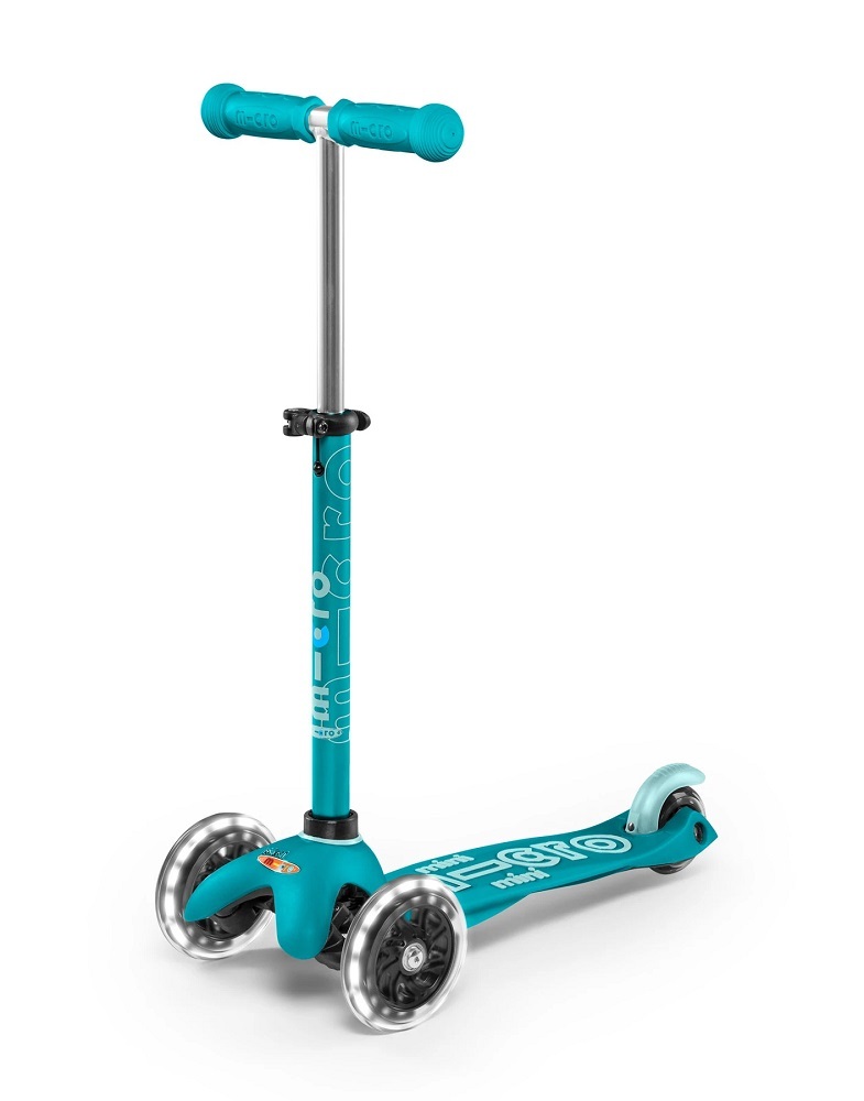 Mini Micro Deluxe LED 3 Wheel Scooter